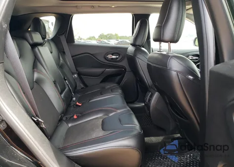 2021 Jeep Cherokee Trailhawk from USA, damaged, VIN 1C4PJMBX0MD193942